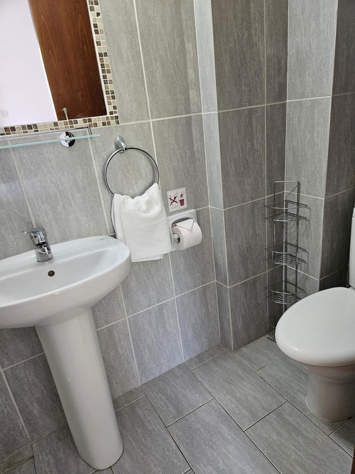 The Brightstay Paphos, 2 Bed Apt, Paphos Riviera, Universal Exterior foto